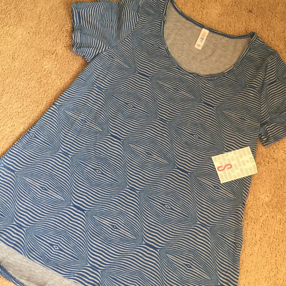 Lularoe Classic T Small NWT